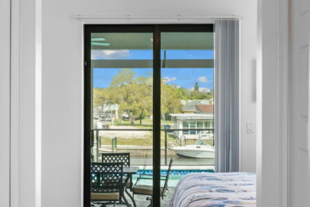 15 web or mls A0105856