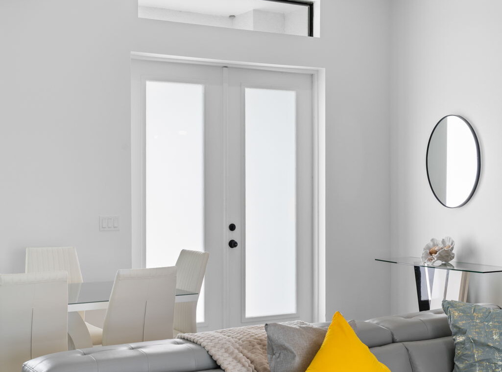 16 web or mls A0105866