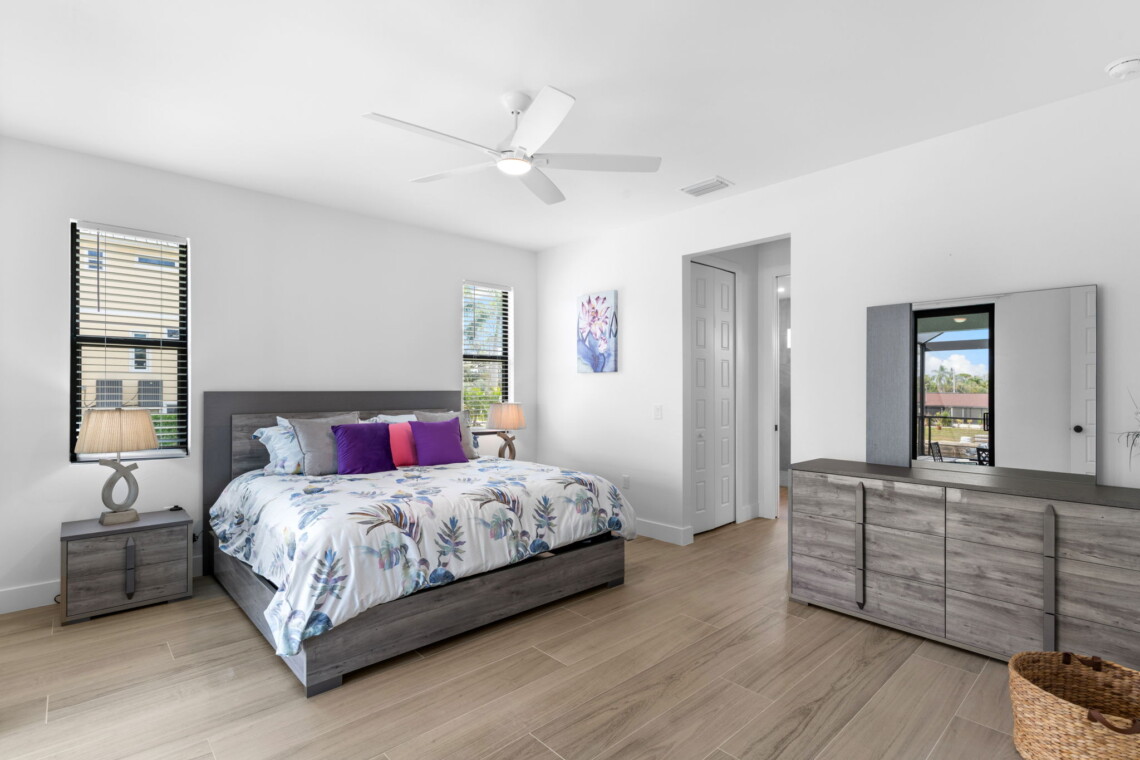 28 web or mls A0105651