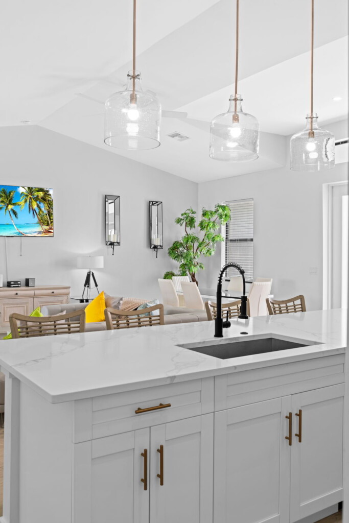 9 web or mls A0105807