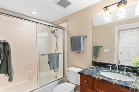 27 web or mls A0104539