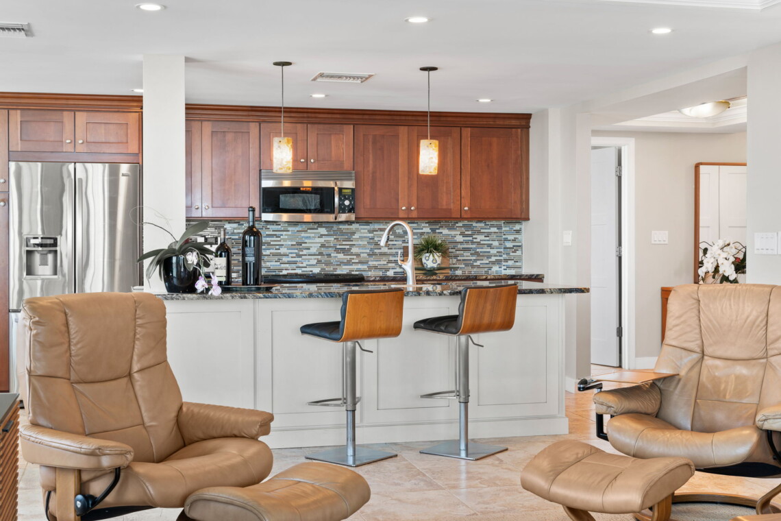 47 web or mls A0104724