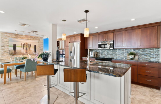 9 web or mls A0104419