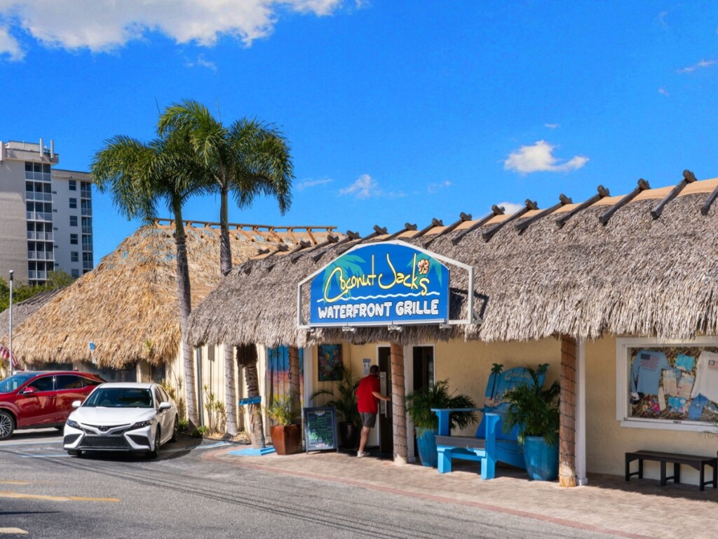 coconut jacks waterfront grille storefront