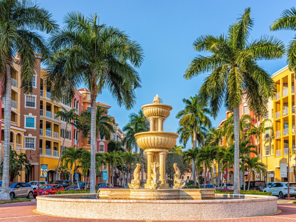 Fountain in downtown Naples