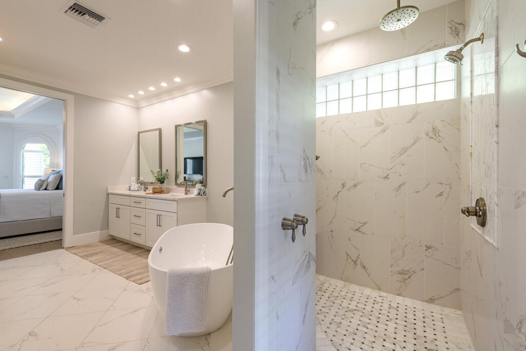 Vanderbilt Naples Kenny Vanderbilt 452 Willet Ave Naples FL 34108 large 014 013 Master Shower 1499x1000 72dpi