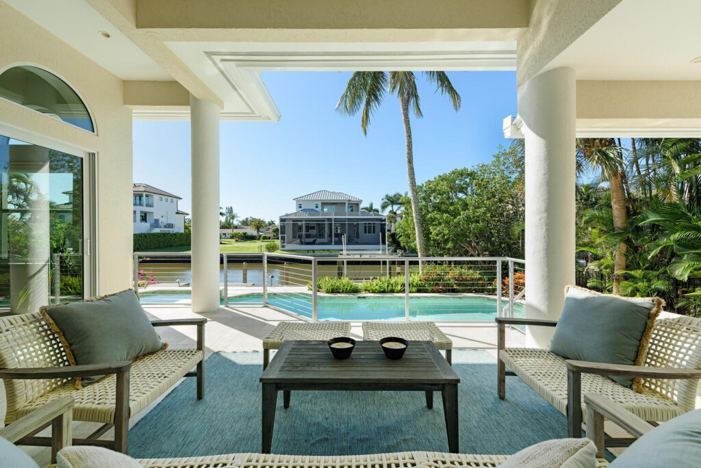 Vanderbilt Naples Kenny Vanderbilt 452 Willet Ave Naples FL 34108 large 020 023 Patio 1499x1000 72dpi