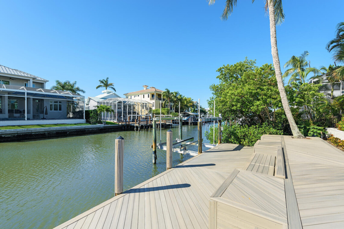 Vanderbilt Naples Kenny Vanderbilt 452 Willet Ave Naples FL 34108 large 023 020 Dock 1499x1000 72dpi