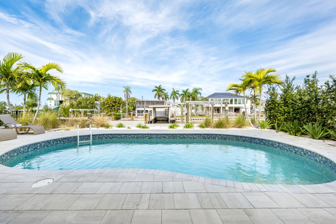 245 2nd St BS 12